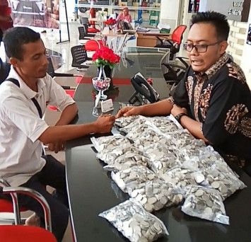 beli mobil pake koin