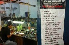 tukang servis HP