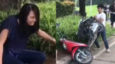 Merusak motor sendiri