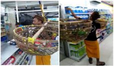 belanja pakai keranjang bambu