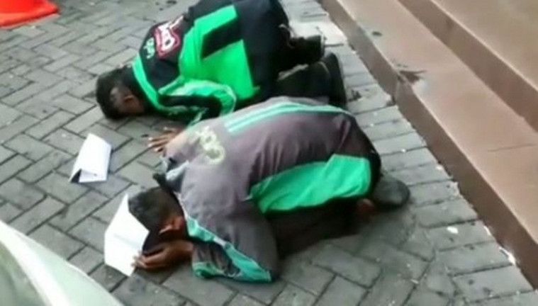 ojek online dapat hadiah