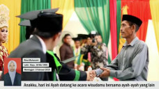 ayah gantikan putrinya saat wisuda