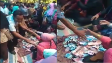 kasih uang tanpa aplop di kondangan