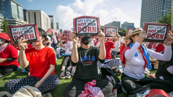 Kasus kamera tersembunyi di Korea Selatan