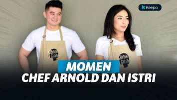 Momen Chef Arnold bersama istri