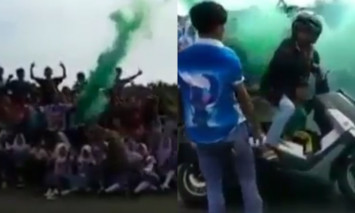 foto bersama saat kelulusan sekolah