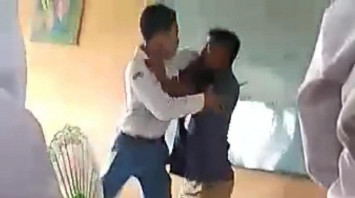 Perkelahian guru dan murid