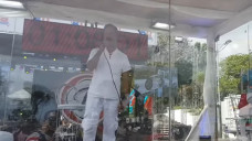 Bernyanyi untuk pecahkan rekor