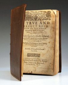 Ngeri! Kulit Manusia Dijadikan sebagai Sampul dari 6 Buku!