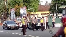 polisi dan TNI