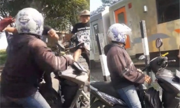 Penjaga Palang Pintu Kereta Beri Pelajaran Pengendara Motor