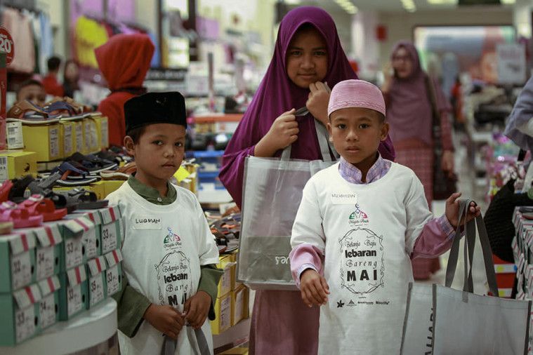 Lebaran anak yatim