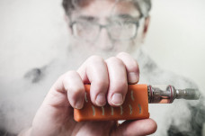 Bahaya vape bisa bikin otak tumpul