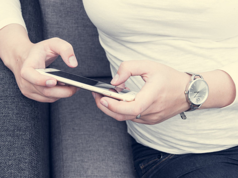 Smartphone gaming