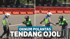 Polisi tendang ojol