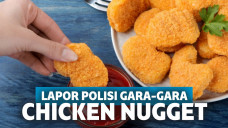 Gara-gara terlalu mabuk, wanita ini tidak sadar apa yang dia makan.