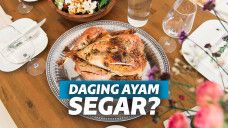 penjual daging ayam pewarna