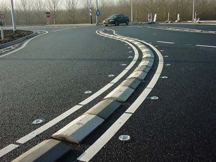 Road studs type LUX