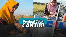 Penjual cilok cantik