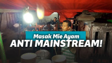 Mie Ayam terbang Cak Uji