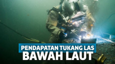 tukang las bawah laut
