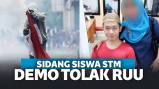 Remaja Pembawa Bendera Saat Demo Tolak RUU KUHP Segera Disidang, #BebaskanLuthfi Trending