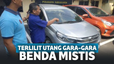 Kikin menggadaikan mobil karena membeli benda mistis
