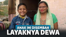 Kumar berumur enam tahun memiliki buntut