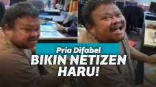 Pria difabel bahagia diberi makan