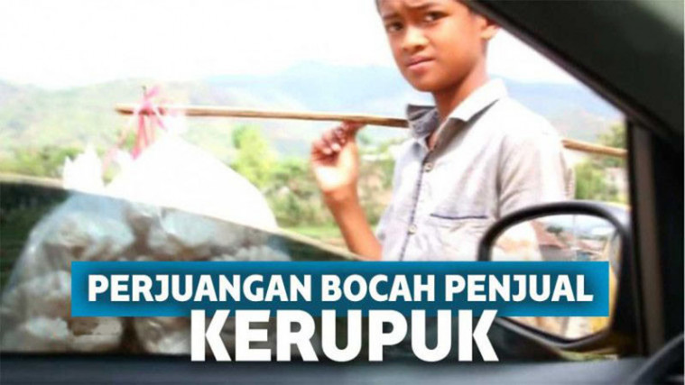 Kisah perjuangan bocah penjual kerupuk
