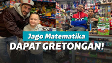 Memberi hadiah untuk yang jago matematika