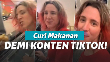 Mencuri makanan orang di mall