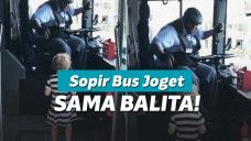 Momen Manis Balita dan Sopir Bus