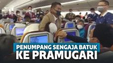 Kesal Tak Boleh Turun Pesawat untuk Cek Corona, Wanita Ini Sengaja Batuk di Depan Pramugari