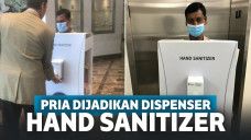 Pekerjakan Seorang Pria sebagai Dispenser Hand Sanitizer, Perusahaan Ternama Dikecam Netizen