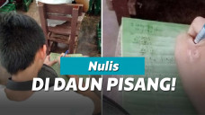 Nulis Di Daun Pisang