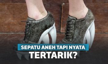 Sepatu aneh