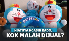 Niatnya mau kadoin boneka ke pacar, malah gak jadi