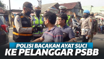 Tegakkan PSBB di Bogor, Polisi Bacakan Ayat Suci Al Quran Pada Pelanggar!