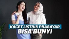 Sandra Dewi dan Fitri Tropica