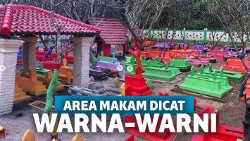 Kuburan dicat warna-warni