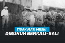 Grigori Rasputin dijuluki "The Holy Devil of Russia"