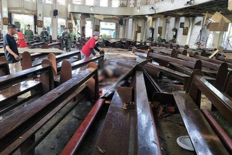Gereja di Jolo