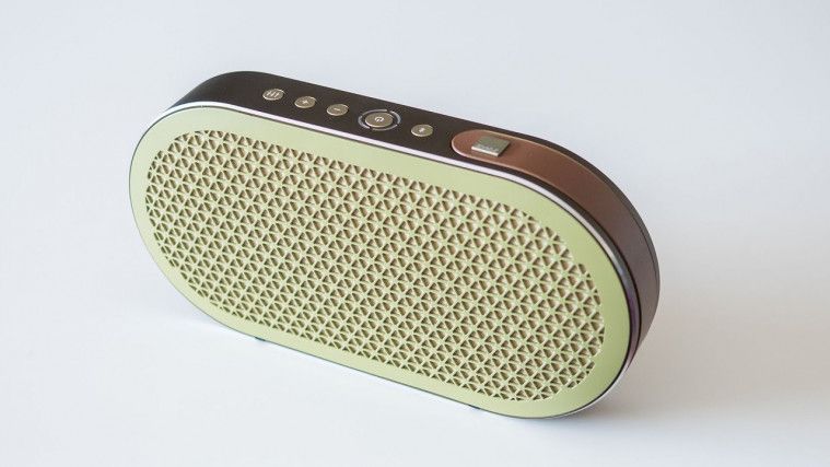 10 Speaker Bluetooth Terbaik Dengan Suara Paling Ngebass