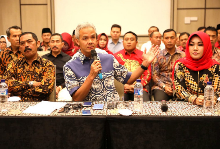 Bawaslu berikan sanksi Ganjar Pranowo dan 35 kepala daerah