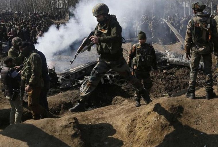 Pesawat India Hancur Konflik Kashmir