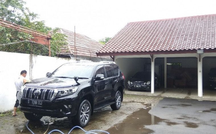 mobil mewah