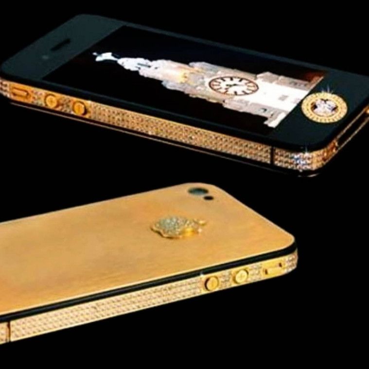 Самые дорогие телефоны фото. Stuart Hughes iphone 4s Elite Gold. Iphone 4s Elite Gold. Iphone 4 Diamond Rose. Айфон 5 Black Diamond Edition.