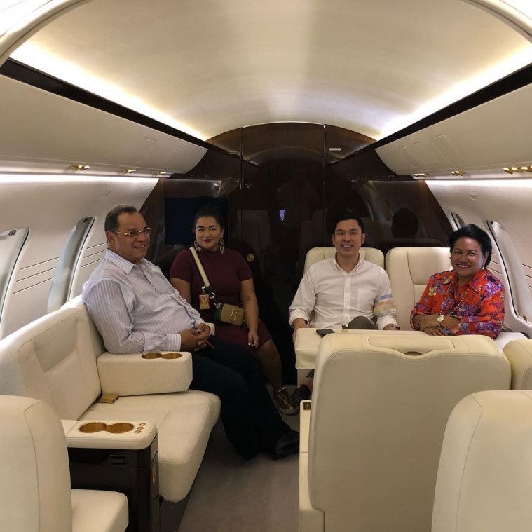 jet pribadi sandra dewi