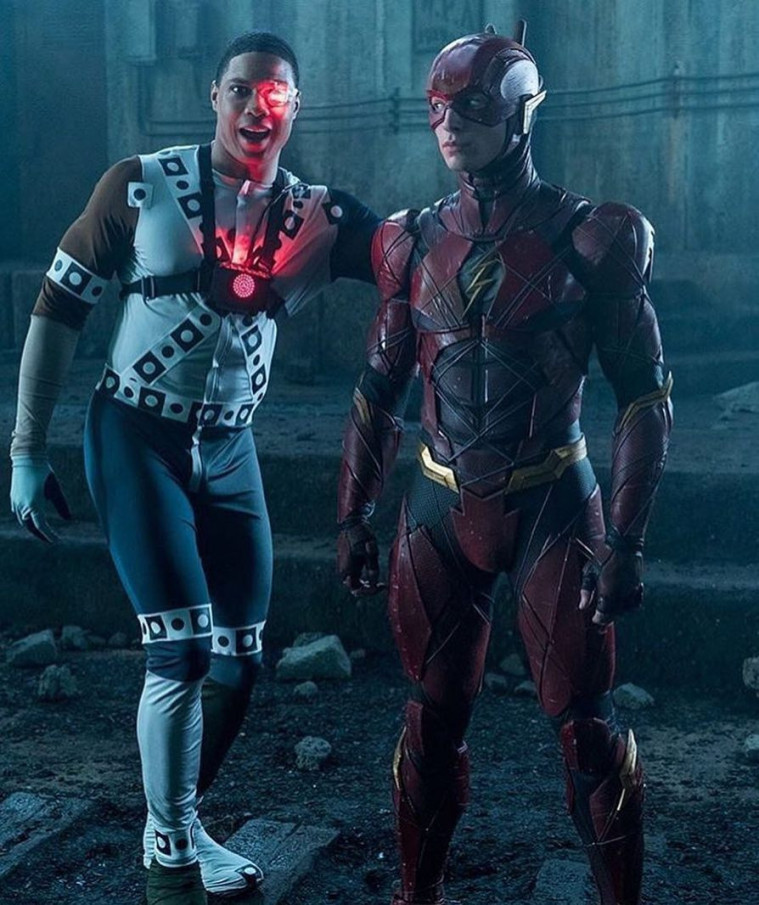 ezra miller karier dan fashion